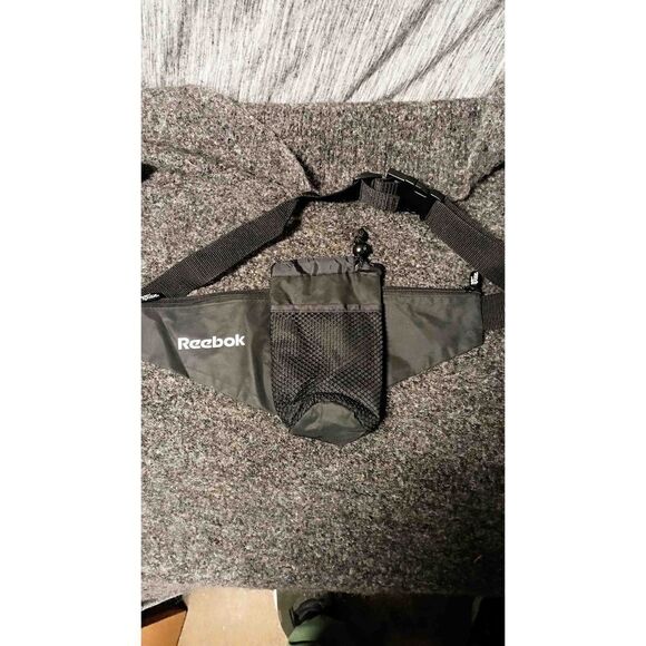 Vintage Reebok fanny pack. The original koozie - Picture 1 of 5